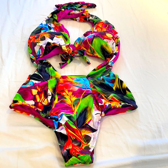 Tropical Brazilian Swimwear - Picture 1 of 1